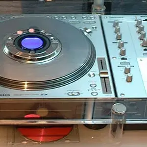 new-technics-and-mixer-dec.jpg