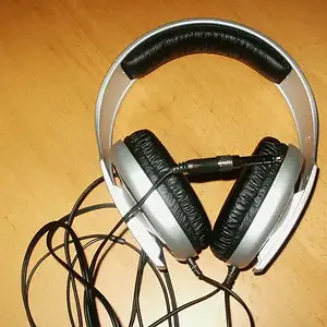 Sennheiser1.jpg