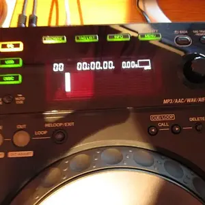 CDJ1.jpg