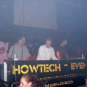 ich im sound am auflegen.jpg