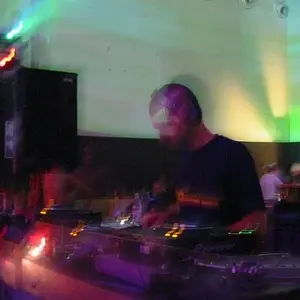 DJ DEEP & LIL LOUIS @ 3001, 12.08.2005 (33).jpg