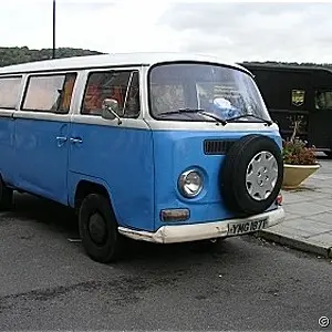 Alter-VW-Bus-1104077495.jpg