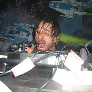 richardo villalobos 05 (small).JPG