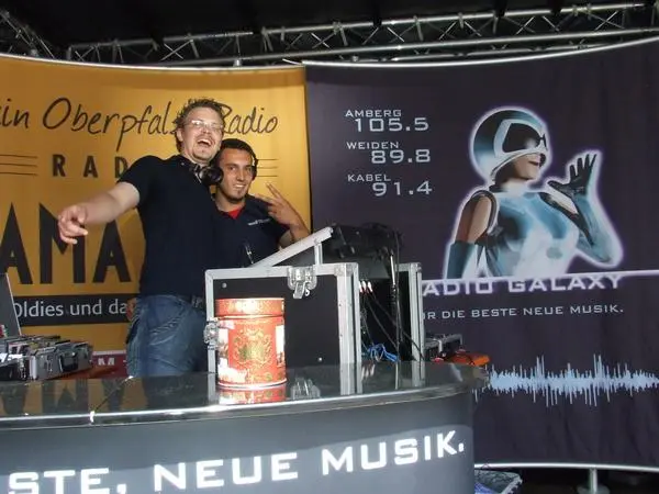 41052-l 09953cb73a58ea4924f2f8200985bfc5