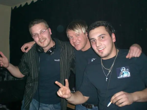 41052-l 3fead3d19cec4f059ea7997b08a7c49f