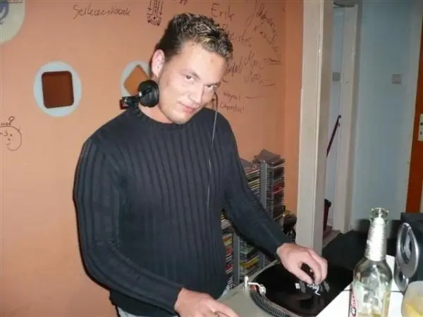 Auflege-Session mit DJ Pazzesco