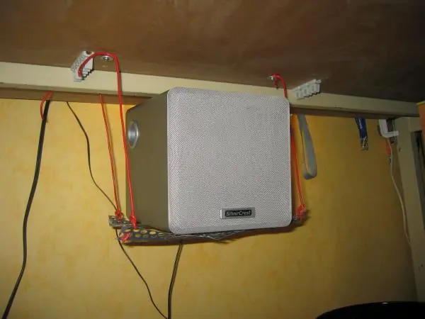 Boxen-Montage der Bassbox