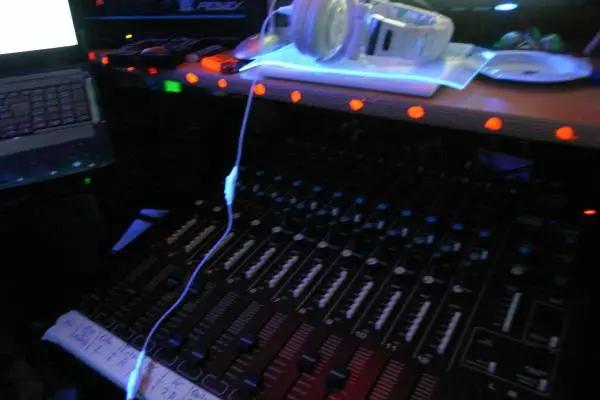 Devil's Garden Deko Equipment Licht