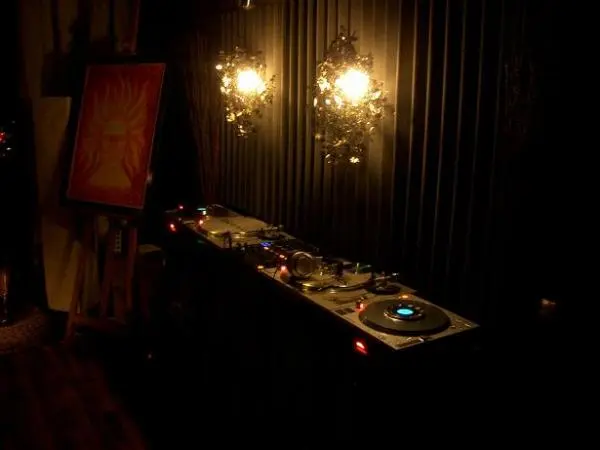 DJ-Pult endlich feddig