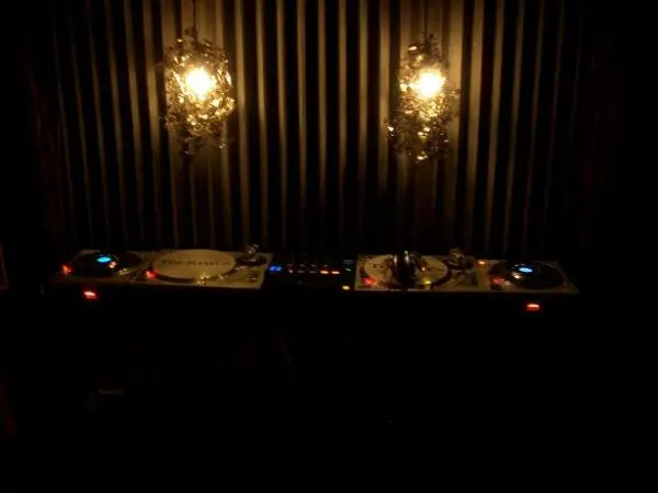 DJ-Pult endlich feddig