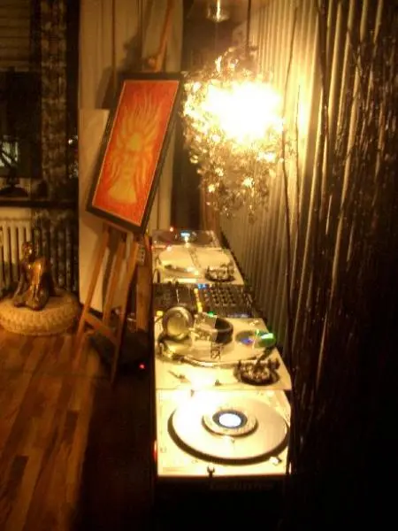 DJ-Pult endlich feddig