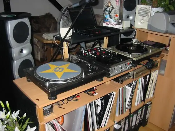 Dj Tisch 2009 :-)
