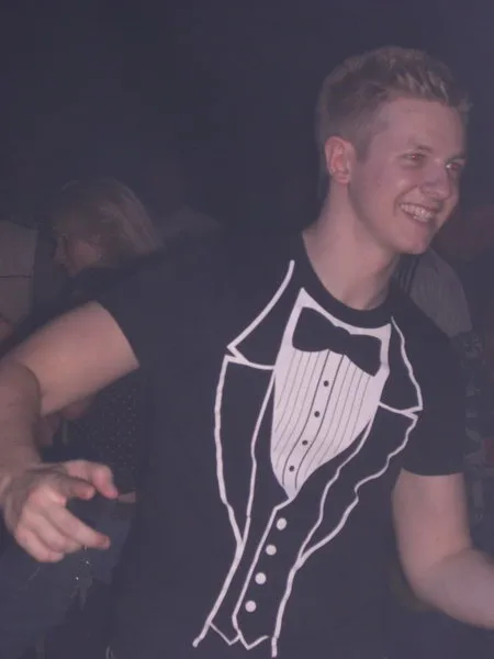 Dressman Luke @ In Too Deep