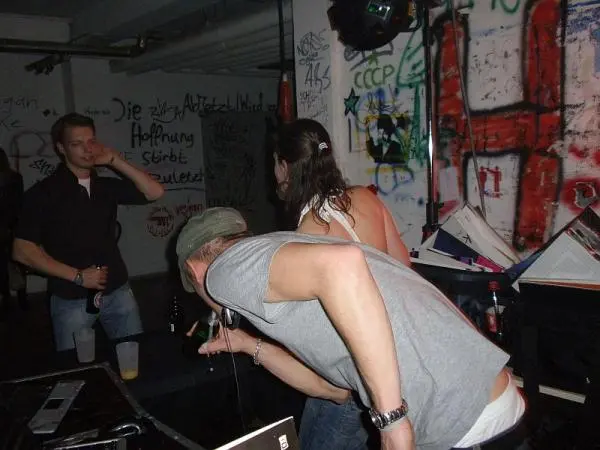 Hwp - Spg Feat. Club Machine[aka 20inch] Vs. Tom Maelzzer