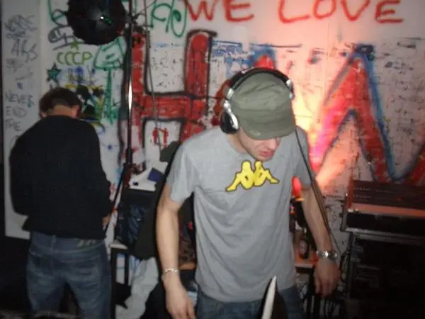 Hwp - Spg Feat. Club Machine[aka 20inch] Vs. Tom Maelzzer