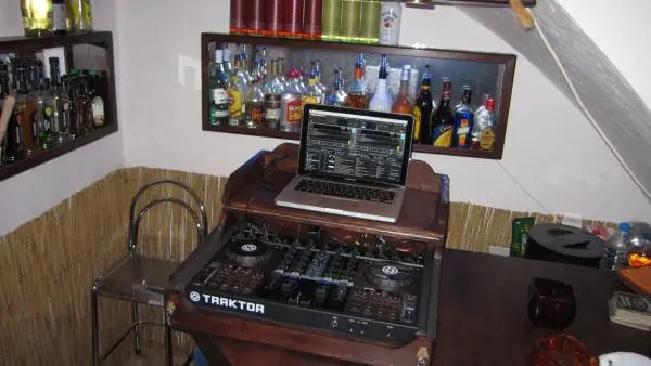 Kontrol S4 Flightcase