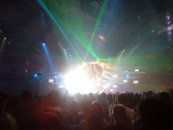 Mayday 2009 - Massive Moments