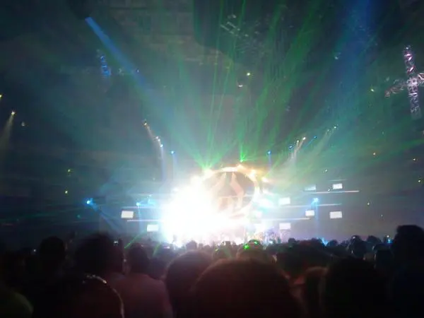 Mayday 2009 - Massive Moments