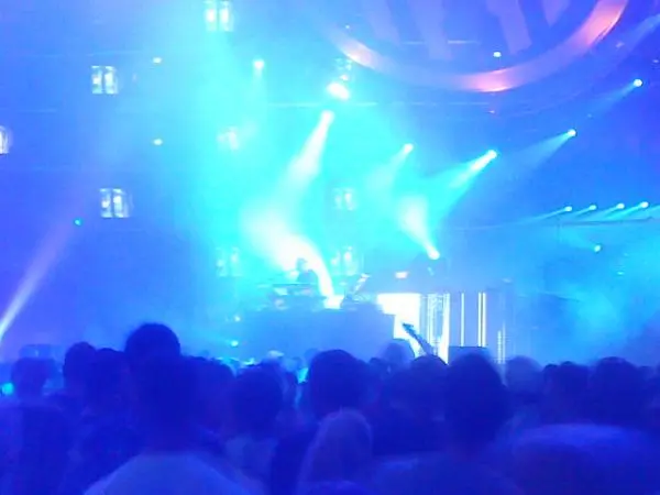 Mayday 2009 - Massive Moments