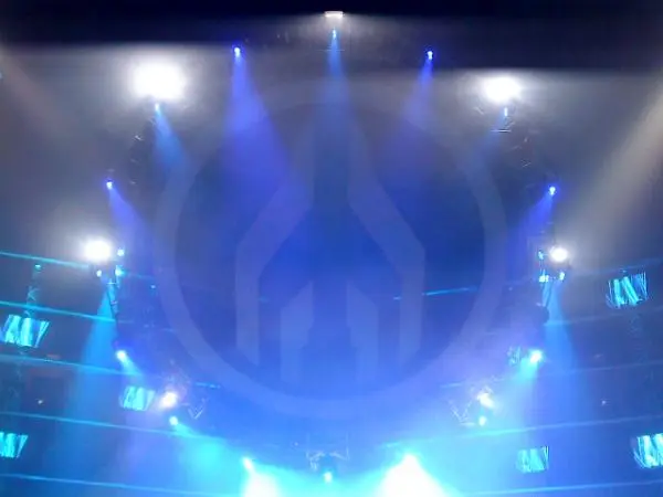 Mayday 2009 - Massive Moments