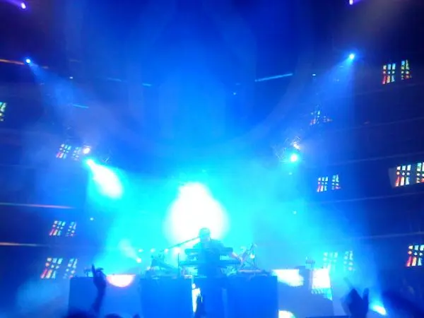 Mayday 2009 - Massive Moments