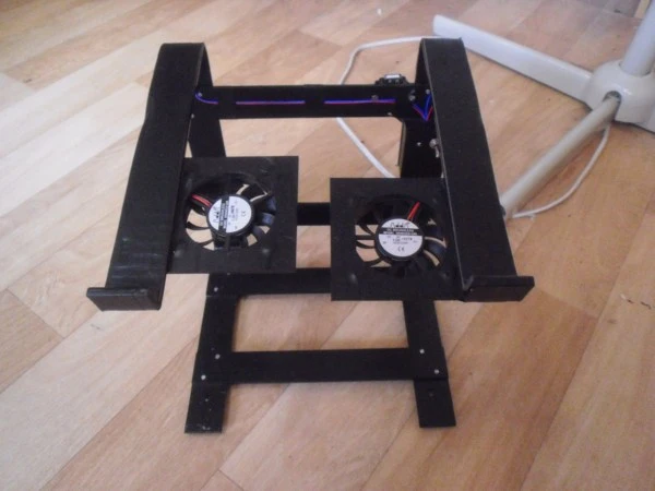 Netbook - Stativ Marke Eigenbau