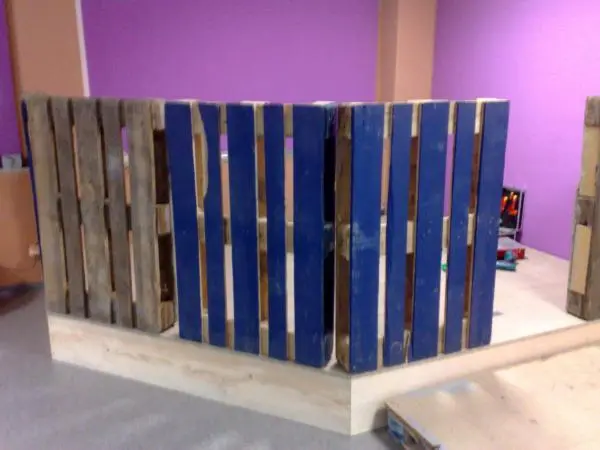 Neus Dj-pult Bau Dez 2009