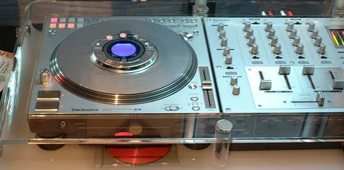 new-technics-and-mixer-dec.jpg