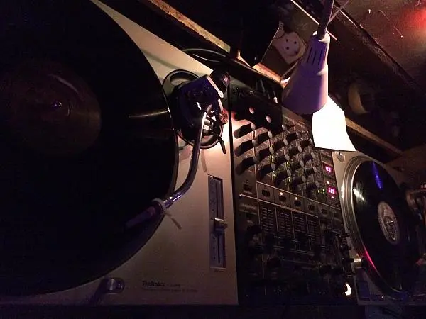 Plattenabend im Polyester 12.02.2015