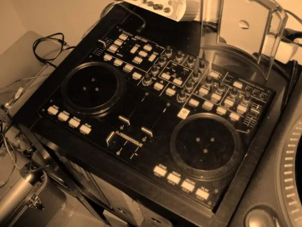 Vestax Vci - 100 Dj Tech Tools Edition