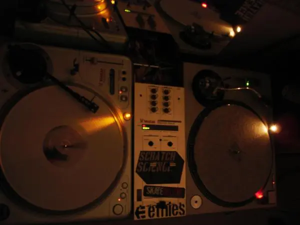 Vestics Vs Technax V.2