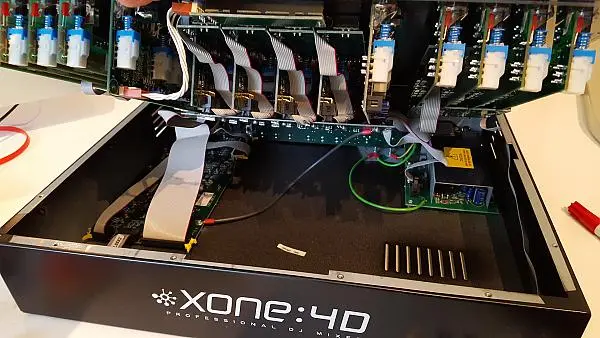 Zerlegung A&amp;H Xone 4d