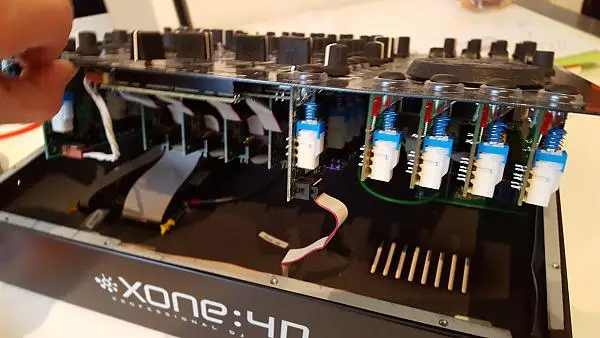 Zerlegung A&amp;H Xone 4d